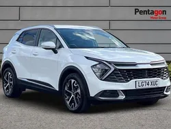 White Used 2024 Kia Sportage 2 SUV | £28,998 (Fair price)