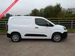 White Used 2022 Citroën Berlingo MPV | £10,995 (Fair price)