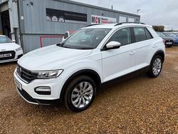 White Used 2018 VW T-Roc SE SUV | £12,490 (Fair price)