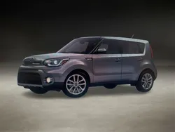 Silver Used 2011 Kia Soul SUV | £5,795 (A bit pricey)