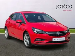 Red Used 2018 Vauxhall Astra SRi Hatchback | £9,000 (Fair price)