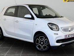 White Used 2018 Smart ForFour Premium Hatchback | £7,495 (Good price)
