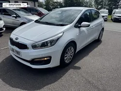 White Used 2016 Kia Ceed Hatchback | £2,695 (Super price)