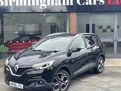 Black Used 2016 Renault Kadjar Dynamique SUV | £8,200 (Fair price)