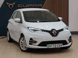 White Used 2022 Renault Rapid SE Hatchback | £12,498 (Fair price)