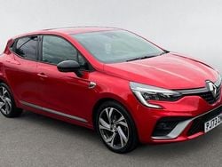 Red Used 2023 Renault Clio V RS Line Hatchback | £13,998 (Fair price)