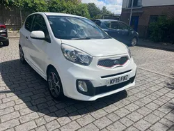 White Used 2015 Kia Picanto Hatchback | £5,490 (Super price)