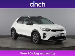 White Used 2019 Kia Stonic First Edition SUV | £9,699 (Fair price)