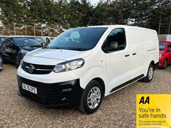White Used 2020 Vauxhall Vivaro S Van | £9,000 (Good price)