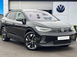 Black Used 2025 VW ID.4 Pro SUV | £28,490 (Fair price)