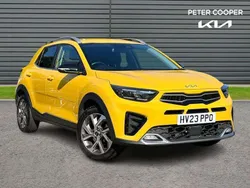 Yellow Used 2023 Kia Stonic 4 SUV | £16,344 (Fair price)