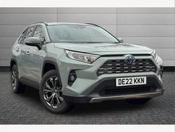 Green Used 2022 Toyota RAV4 Hybrid Design SUV | £25,950 (Fair price)