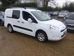 White Used 2015 Peugeot Partner S MPV | £3,000 (Good price)