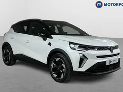 White Used 2025 Renault Captur Techno SUV | £22,949 (A bit pricey)