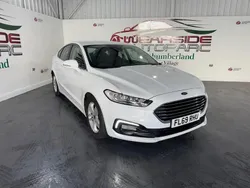 White Used 2019 Ford Mondeo Zetec Hatchback | £8,999 (Fair price)