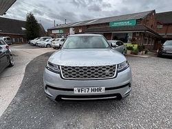 Silver Used 2017 Land Rover Range Rover Velar SE SUV | £15,499 (Expensive)