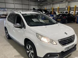 White Used 2013 Peugeot 2008 Allure SUV | £3,494 (Super price)