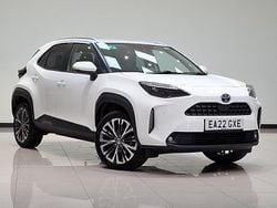 White Used 2022 Toyota Yaris Hybrid Estate | £20,498 (Fair price)