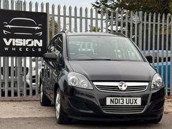 Black Used 2013 Vauxhall Zafira MPV | £2,495 (Fair price)