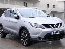 Silver Used 2015 Nissan Qashqai Tekna SUV | £6,795 (Fair price)