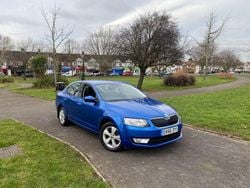 Blue Used 2016 Skoda Octavia SE L Hatchback | £9,495 (Good price)