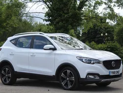 White Used 2018 MG ZS Exclusive Sedan | £8,990 (Fair price)