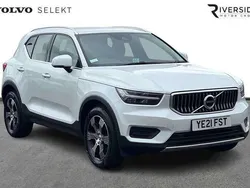 Crystal white Used 2021 Volvo XC40 Inscription SUV | £23,990 (Fair price)