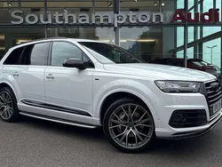 White Used 2018 Audi Q7 Advanced SUV | £38,490 (Fair price)
