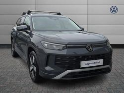Grey Used 2025 VW Tayron Match SUV | £37,994 (Super price)