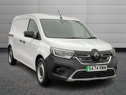 Mineral white New 2024 Renault Kangoo MPV | £15,995 (Expensive)
