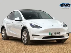 White Used 2022 Tesla Model Y Long Range AWD SUV | £26,295 (Expensive)