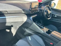 White Used 2024 Peugeot 3008 Allure SUV | £21,156 (Fair price)