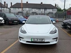 White Used 2021 Tesla Model 3 Long Range AWD Sedan | £14,899 (Good price)