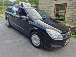 Black Used 2008 Vauxhall Astra Estate | £1,495 (A bit pricey)