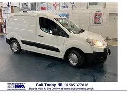 White Used 2010 Peugeot Partner MPV | £2,750 (Good price)