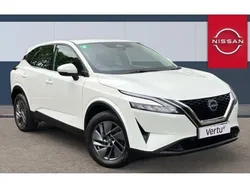 White Used 2023 Nissan Qashqai Acenta Premium SUV | £16,405 (Good price)