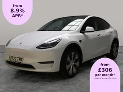 White Used 2022 Tesla Model Y Long Range SUV | £23,048 (Good price)