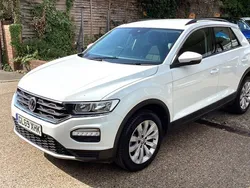 White Used 2019 VW T-Roc SE SUV | £14,995 (Fair price)