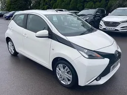 White Used 2016 Toyota Aygo x-press Hatchback | £6,795 (Fair price)