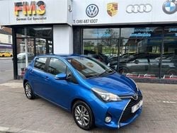 Blue Used 2015 Toyota Yaris Hatchback | £6,595 (Fair price)