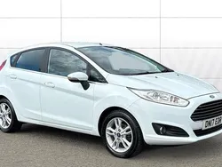 White Used 2017 Ford Fiesta Zetec Hatchback | £7,007 (Good price)
