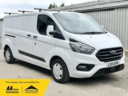White Used 2019 Ford Transit Custom Trend Van | £9,995 (Good price)