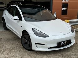 White Used 2021 Tesla Model 3 Standard Range Plus Sedan | £15,995 (Good price)