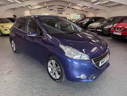 Blue Used 2015 Peugeot 208 Allure Hatchback | £3,900 (Fair price)