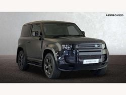 Black Used 2025 Land Rover Defender SE Dynamic SUV | £54,000 (Good price)