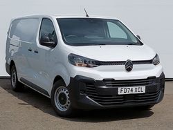 White New 2024 Citroën Dispatch MPV | £18,998 (Fair price)