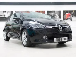 Black Used 2016 Renault Clio IV Dynamique Hatchback | £7,439 (Fair price)