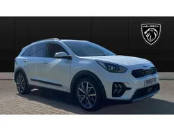 White Used 2019 Kia Niro 3 SUV | £15,186 (Fair price)