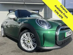 British racing green iv Used 2022 Mini Cooper SE Hatch Hatchback | £11,895