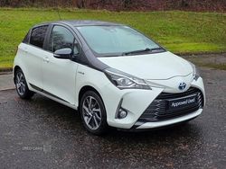 White/black Used 2020 Toyota Yaris Hybrid Hatchback | £14,495 (Good price)